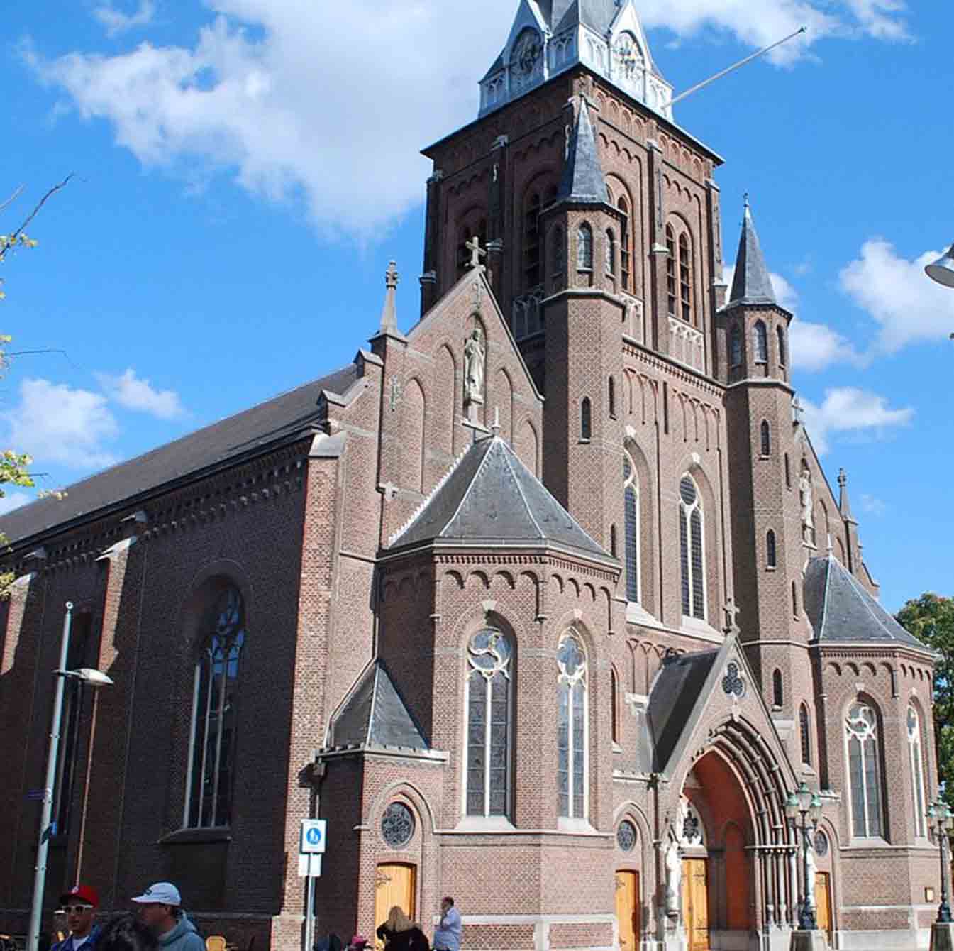 Tilburg: Een Stedentrip van Eén Dag – De Beste Bezienswaardigheden